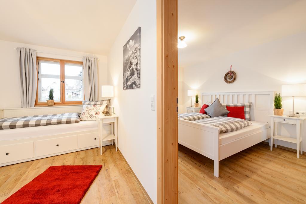 "Viktoria Ferienhaus" - Annehmlichkeiten Von 4-Sterne Familien-Und Wellnesshotel Viktoria Koennen Mitbenutzt Werden Oberstdorf Exterior foto